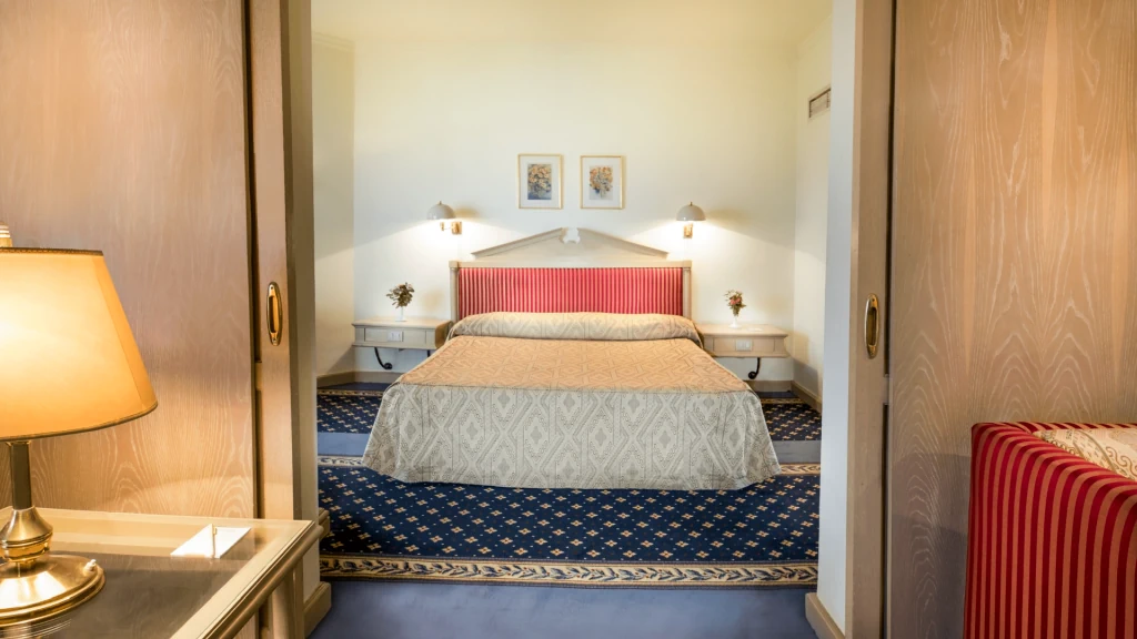 الفندق بيراميزا إيزيس الأقصر - الأقصر